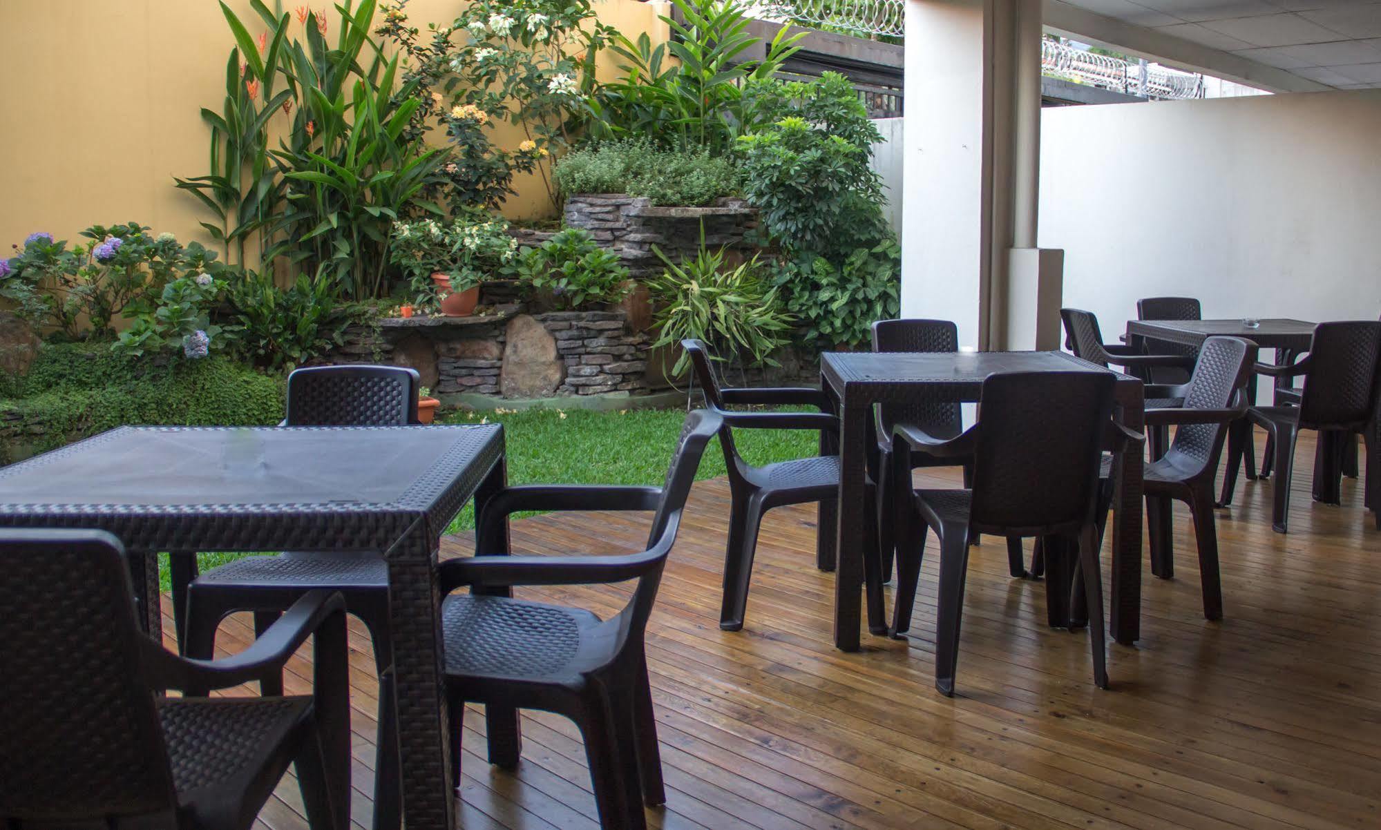 Maria Jose Suites Σαν Σαλβαντόρ Εξωτερικό φωτογραφία