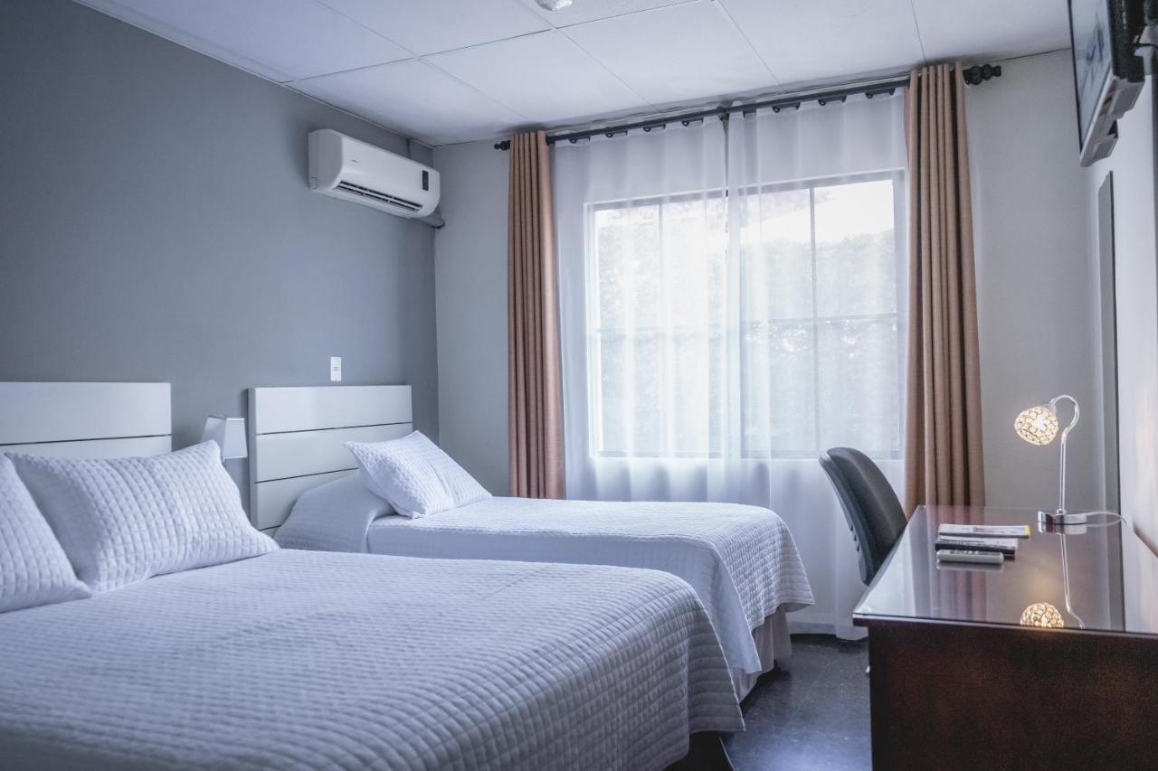 Maria Jose Suites Σαν Σαλβαντόρ Εξωτερικό φωτογραφία